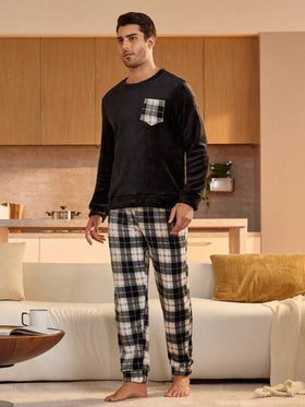 Manfinity Underwear&Sleepwear Basics مجموعة بنطلون وبلوزة بياقة طاقم بأكمام طويلة لون أحادي بتصميم بسيط للرجال، ملابس خريف وشتاء