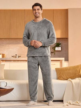 Manfinity Underwear&Sleepwear Basics طقم ملابس علوية وبنطلون من الفليس ذو لون أحادي، أكمام طويلة، ملابس خريف/شتاء، بيجاما ناعمة، مريحة