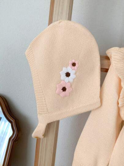 SHEIN مجموعة جمبسوت قفز للأطفال الرضع مع تطريز زهري 2 قطعة، جمبسوت قفز طويلة الأكمام + طقم قبعة