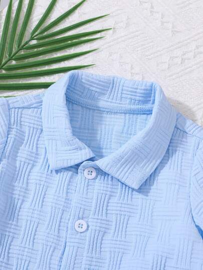 SHEIN Vintaside Kids طقم ملابس شارع أزياء بنطلون وقميص ذو ملمس للأطفال الصبية 2 قطعة