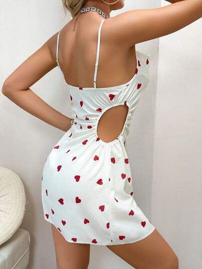 SHEIN ملابس نوم نسائية مع خصر مفتوح، حمالات سباغيتي مجعدة، وتصميم مطبوع