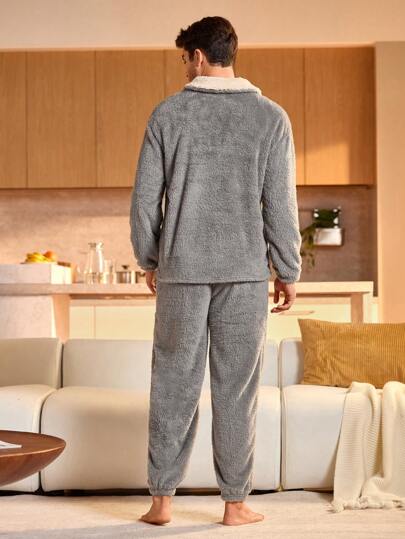 Manfinity Underwear&Sleepwear Basics مجموعة بيجامة رجالية من قطعتين، بياقة شال وأكمام طويلة وبنطلون، ملابس شتوية دافئة وناعمة