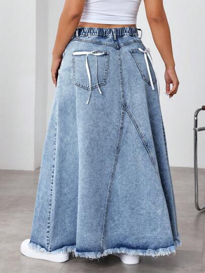 EZwear تنورة جينز كاجوال مقاس كبير مع جيب مزخرف بفراشة