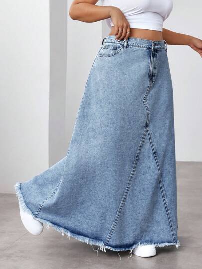 EZwear تنورة جينز كاجوال مقاس كبير مع جيب مزخرف بفراشة