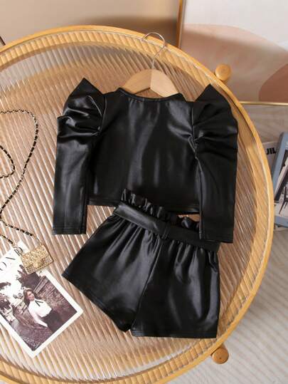SHEIN طقم جاكيت وشورت مصنوع من جلد البو أسود للفتيات الصغيرات بأكمام غيغوت، 2 قطعة, خريف وشتاء