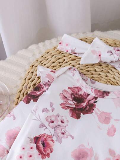 SHEIN مجموعة وشاح وبناطيل وسروال تريكو بنمط زهري مطبوع للرضع من الفتيات في فصل الخريف والشتاء