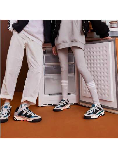 Adidas أحذية رياضية كاجوال كلاسيكية رجالية للاستخدام اليومي