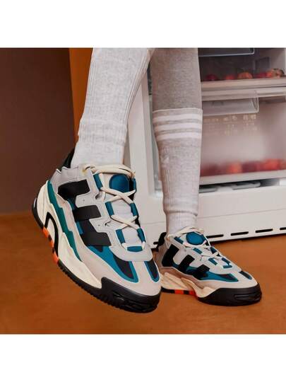 Adidas أحذية رياضية كاجوال كلاسيكية رجالية للاستخدام اليومي
