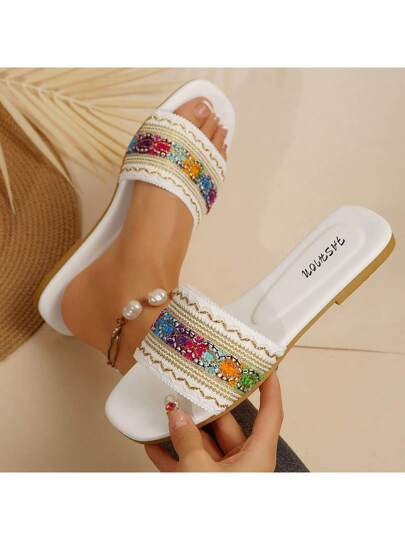 Tropiscape شبشب نسائي أبيض للاستخدام الداخلي, للصيف ، شبشب منزلي جديد ، صندل نسائي مسطح ، لارتداء خارجي ، مريح وأنيق ، أحذية نسائية بسيطة وسخية ، شرقي للاسترخاء والعطلات