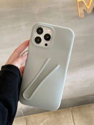 حقيبة هاتف سيليكون ناعمة وأنيقة متوافقة مع iPhone 15 Plus، مع فتحة مدمجة لتخزين أحمر الشفاه (أحمر الشفاه غير مضمن)، متوافقة مع موديلات iPhone الحديثة 16/16 Pro/ProMax/15 Pro/14 Plus/13 Pro Max/12 PM/11
