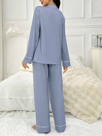 Shein Underwear&Sleepwear Maternity بيجامة كاجوال بأكمام طويلة مزخرفة بنقاط ، ملابس الحمل