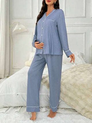 Shein Underwear&Sleepwear Maternity بيجامة كاجوال بأكمام طويلة مزخرفة بنقاط ، ملابس الحمل