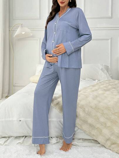 Shein Underwear&Sleepwear Maternity بيجامة كاجوال بأكمام طويلة مزخرفة بنقاط ، ملابس الحمل