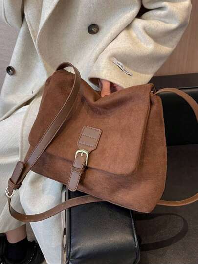 Hatastic حقيبة كروسبودي سعة كبيرة ذات لون أحادي، موضة، مثالية لمناسبة الرودي، هدايا عيد الميلاد