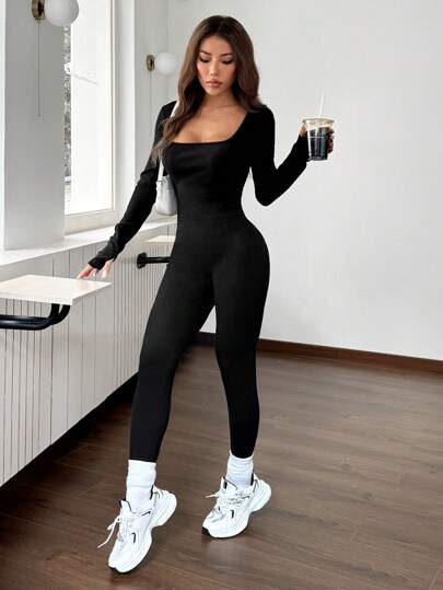 SHEIN EZwear قطعة واحدة بدلة رياضية ضيقة بياقة عالية باللون الأسود، ملابس رياضية عادية، موديل خريف
