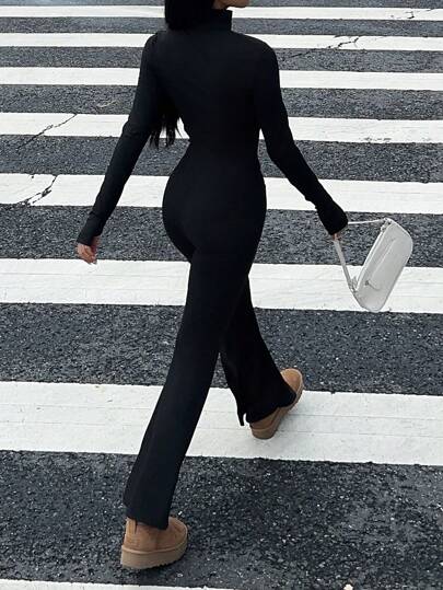 SHEIN EZwear مجموعة الملابس الرياضية للنساء تشمل جاكيت أسود مزود بسحاب و بنطال ضيق بقدم واسعة