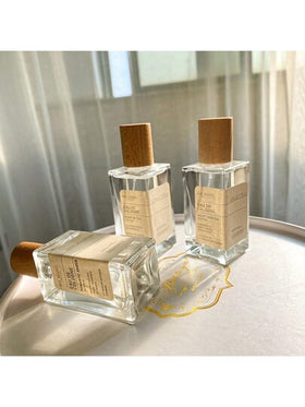 عطر بسكويت الحليب - رقيق اللوز عطر - عطر زهري منعش وطويل الأمد ، مناسب للاستخدام اليومي. تتوفر عطور مختلفة. اختر خوخ | بسكويت الحليب | العود الأسود | 50مل ، الرجال والنساء يمكنهم استخدام العطر المحايد