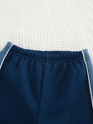 Cozy Pixies مجموعة 2 قطعة من البنطلون والهوت بتفاصيل ملونة للأطفال الصغار ، بسترة هوديي طويلة الأكمام ذات ياقة مستديرة والبنطلون ذو أذرع مطاطية عند الكاحل