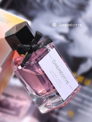 SREREOTYE عطر نسائي زهري مُركّز برائحة دائمة وخفيفة, 50مل, رائحة أزهار صيفية جديدة تشهد على لحظات جيدة, رقي طبيعي ودميم، شعور بالبرودة، عطر رومانسي وآسر للحظات مؤقتة، رذاذ العطر
