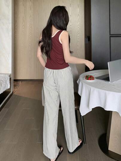 DAZY طقم ملابس نوم يتكون من خزان عليه طباعة حرفية ديكورية بتصميم ألوان متباينة وبنطال بيجاما فضفاض مخطط رمضان