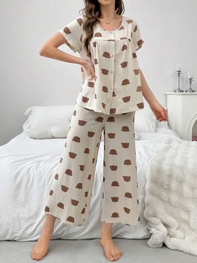 SHEIN طقم نوم نسائي بأكمام قصيرة وقصة فضفاضة مزين بطبعة الدببة المنقطة, الصيف