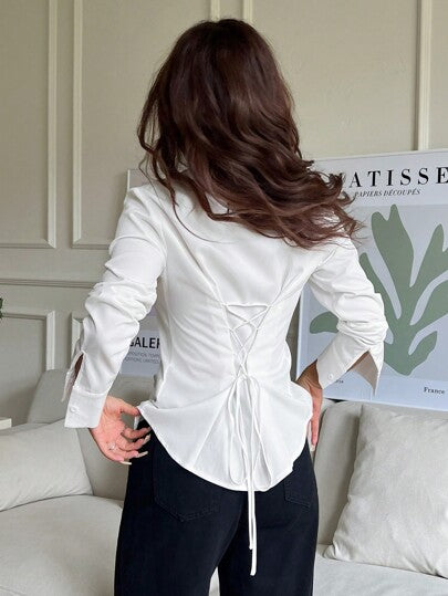 EZwear قميص كاجوال بأكمام طويلة ذو لون واحد وتصميم أزرار أمامية للسيدات قطعة واحدة