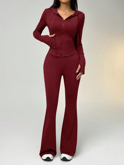 SHEIN EZwear طقم قطعتين من الملابس النشطة، شورت بسحاب وهودي محصور الخصر بلون صلب وبنطال متسع الساق