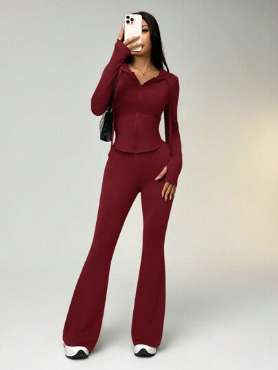 SHEIN EZwear طقم قطعتين من الملابس النشطة، شورت بسحاب وهودي محصور الخصر بلون صلب وبنطال متسع الساق
