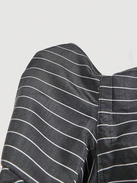 SHEIN MOD بلوزة أنيقة مموجة باللون البني المموج منقوشة على الوسط مع تقسيم بالذيل، خريفية