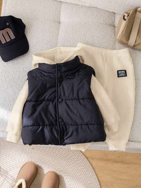 SHEIN مجموعة 3 قطع لطفل الصبي الألبسة الكاجوال الدافئة تشمل: السترة بدون أكمام، هوديي، وبنطلون، مناسبة لفصلي الخريف والشتاء