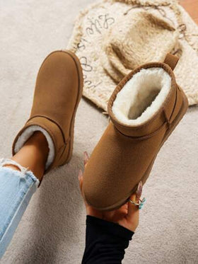 بوت نسائي موضة 2025 بلون أحادي ذو كعب منصة للشتاء، بوت رياضية كاجوال بكعب سميك، بوت للمشي في الخارج، بوت شتوية مبطنة بالفرو للمقاسات الكبيرة، بوت ثلج بني بسيطة، بوت سهلة الارتداء، بوت فرو