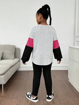 girls-sets مجموعة فتاة متأرجحة مكونة من 2 قطعة: ملابس علوية طويلة الأكمام ذات نسيج مُحبَّب، وبنطال مطابق، تصميم لوني عشوائي كاجوال