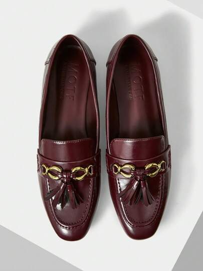 MOTF PREMIUM أحذية نسائية مسطحة بتزيين شرابة السلسلة باللون البرغندي ، مناسبة لعيد الميلاد وعيد الحب