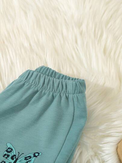 SHEIN Elladie kids طقم كاجوال مكون من 3 قطع من جاكيت بيسبول طباعة فهد للفتاة الصغيرة، وبلوزة طباعة فراشة وبنطلون رياضي في الربيع والخريف