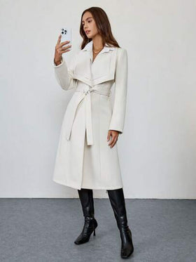 SHEIN Clasi معطف بياقة كبيرة للشتاء لمظهر يومي للنساء، أكمام طويلة، لون سادة، بقصة منتظمة، مناسب للاستخدام في فصل الخريف