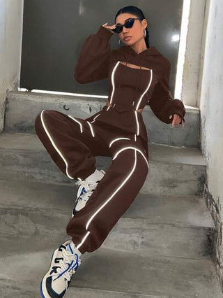 SHEIN EZwear مجموعة رياضية مريحة للنساء مكونة من هوديي وبنطلون رياضي، ذات ترصيع عاكس وسحاب، مناسبة للموسم الانتقالي