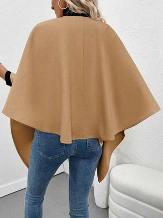 Clasi جاكيت كاجوال للسيدات ذات لون أحادي مع تصميم متدرج غير متماثل للذيل ومنطقة الأكتاف، مزودة بحزام