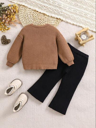 SHEIN 2 قطعة مجموعة فتاة طفل من كنزة صوفية صوفية بريشة بنية وبنطلون ذو أرجل واسعة، خصر مطاطي، مناسبة للخريف والشتاء