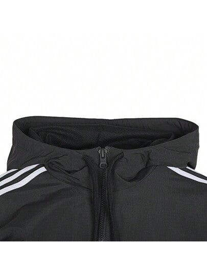 Adidas 2024 جاكيت نسائية مُنسوجة جاكيت رياضي ذو قبعة HT3399