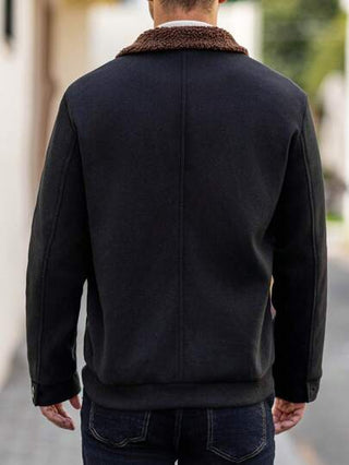 Manfinity Homme معطف صوفي كاجوال بجيوب متعددة وأكمام طويلة وياقة لونان للرجال في الشتاء