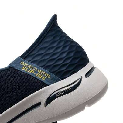 Skechers أحذية رياضية خفيفة الوزن للرجال للجري والتدريب والمشي اليومي 216258-NVY