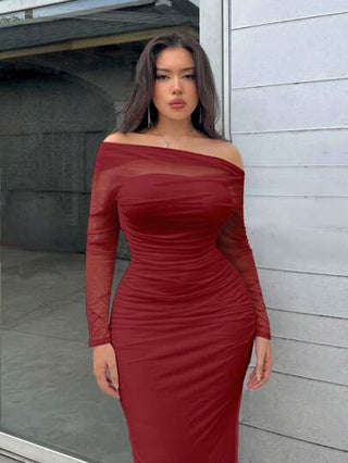 Firerie فستان أبيض للنساء بياقة غير متماثلة وأكمام طويلة وشق جانبي