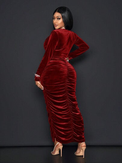 Slaydiva فستان أنيق حفلة، أخضر، غائر الياقة، ساتان مجعد، طويل الأكمام، ضيق الجسم