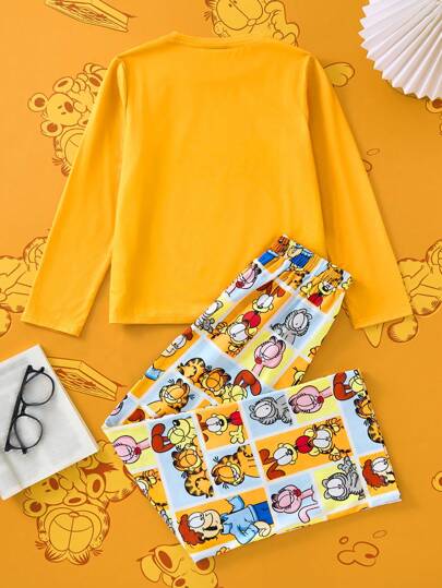 بيجاما GARFIELD X  مجموعة من قطعتين للبيجامة للفتيات البالغات، تشمل تي شيرت أكمام طويلة برقبة دائرية وسراويل مناسبة للراحة مطبوعة بطراز رقيق ومحبب ومضاد للحريق