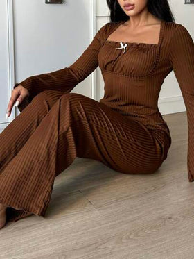 SHEIN طقم ملابس منزلية مكون من ملابس علوية بأكمام واسعة وبنطال، لون أحادي، ملابس مريحة للخريف والشتاء