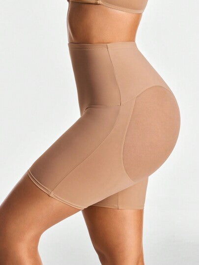 Shape سروال قصير مشكل ذو خصر عالي يستهدف الفخذ، شكل الجسد رافع المؤخرة ومنحم الخصر والفخذ