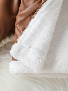 SHEIN مجموعة من 2 قطعة جاكيت ثخين طويل الأكمام مع بنطلون جينز طويل كاجوال للأطفال الرضع الصبيان