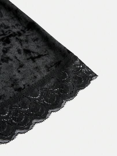 ROMWE Goth تنورة أنثوية ذات طراز قصير منمق باللمسات الرجعية والشقوق المبطنة بالفيلور مع تريم من الدانتيل وحافة قصيرة على شكل ذيل الفرعونة، بطراز قصري فخم