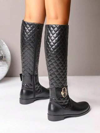 يرتدى مع السروال القصير، بوت طويلة نسائية مريحة للخارج لعام 2024، مقاومة للانزلاق مع زخرفة أزرار معدنية مطرزة، بوت سوداء عصرية متعددة الاستخدامات بسحاب جانبي وصولة متوسطة، ذات نعل سميك مضاد للانزلاق وأصبع مستدير، بوت غربية نسائية عالية الكعب