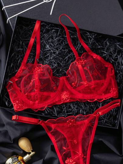 SHEIN 2 مجموعة ملابس داخلية شفافة مطرزة بطريقة جذابة للنساء